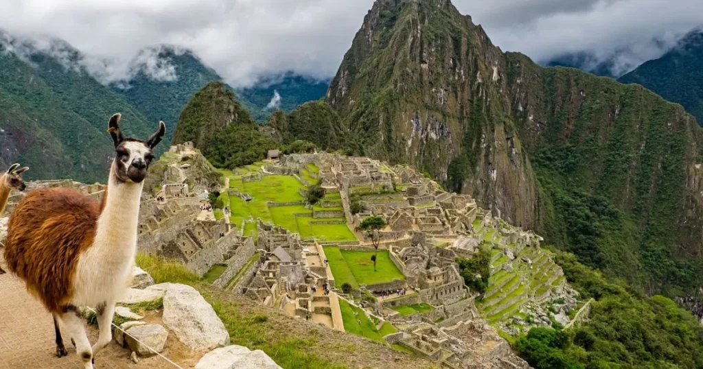 good time to travel to peru