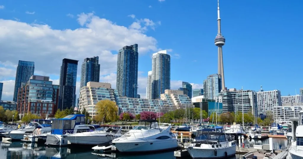 best city to travel in canada