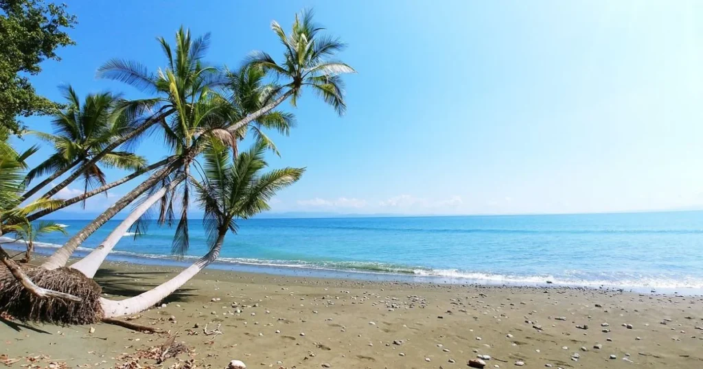 best time to travel to costa rica